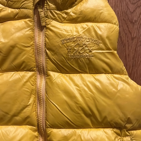 Sprout | toddler puffer style vest size 2 yellow hooded jacket - Picture 2 of 7